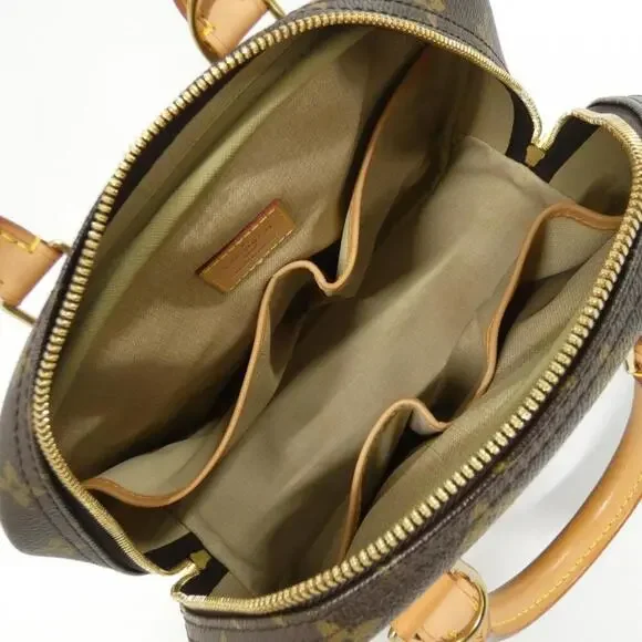 LOUIS VUITTON Brown Monogram Bag - Picture 10 of 10